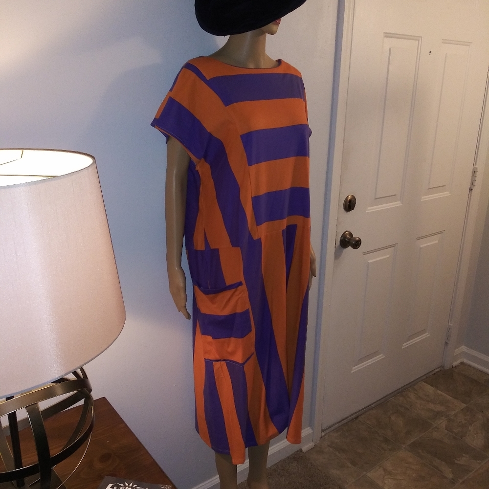 SOLD. Zara Trafaluc Orange/Purple Dress - Picture 4 of 8
